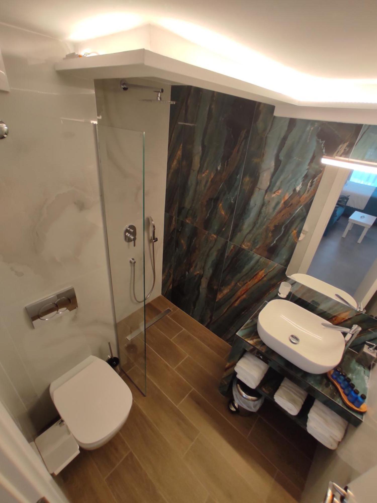 Ocean Blue Suites Иериссос Номер фото